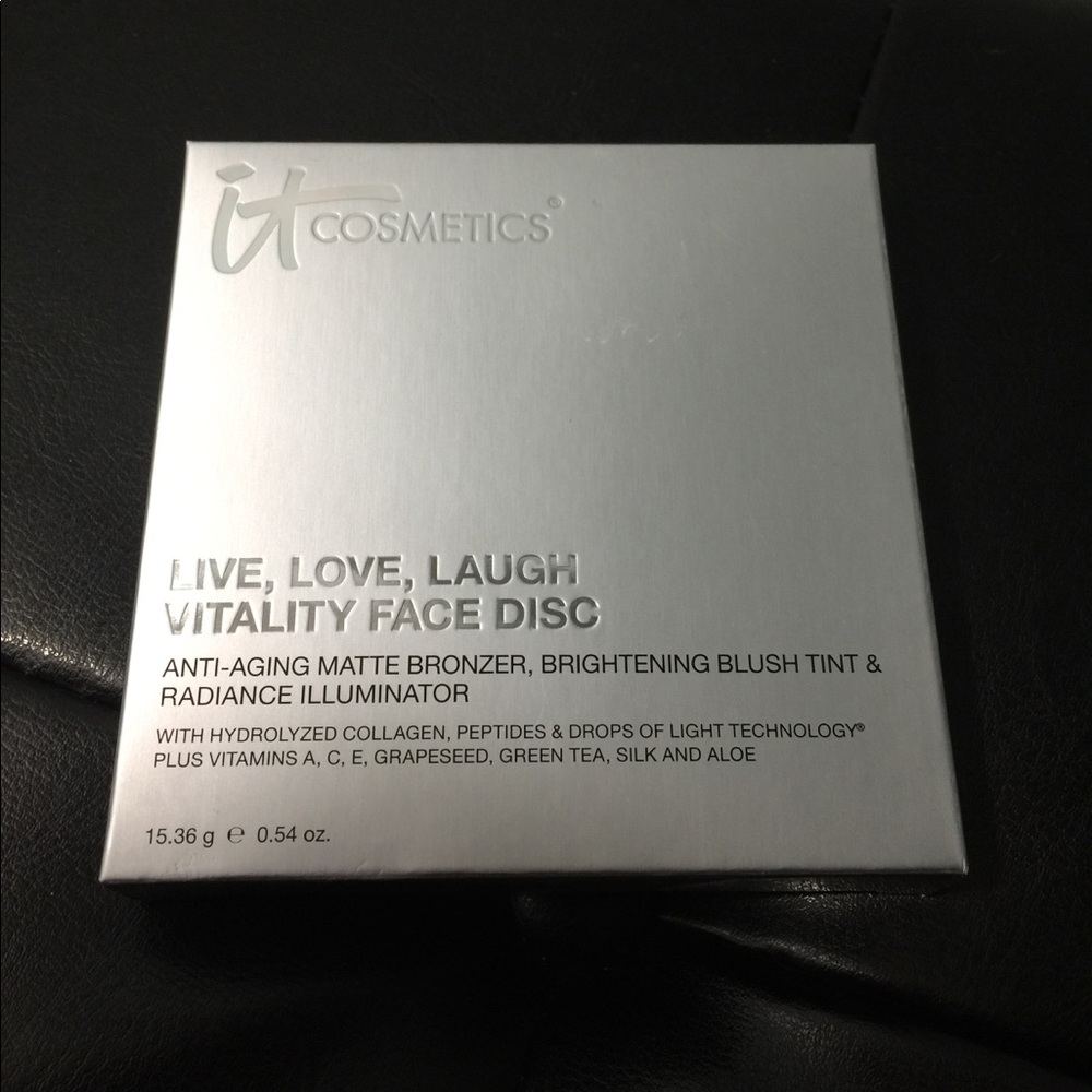 It Cosmetics Live, Love, Laugh Vitality Face Disc